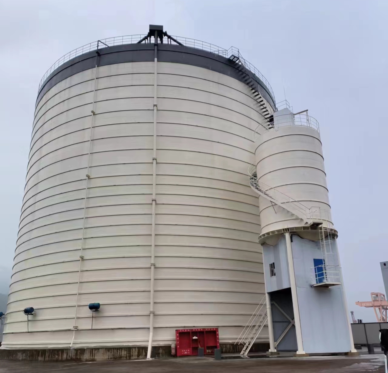 兴和10万吨水泥钢板库